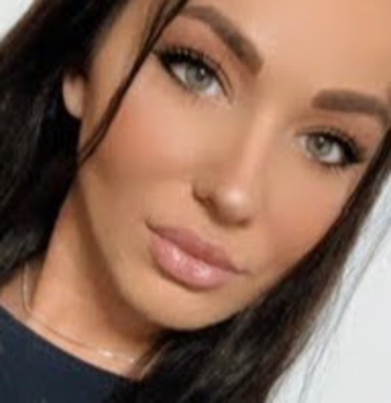 Meet your Posher, Sonia - Picture 1 of 1